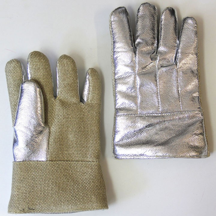 19oz. Aluminized Para Aramid Blend Back, 35oz. Zetex Plus Front Gloves (#231-AKV-ZP)